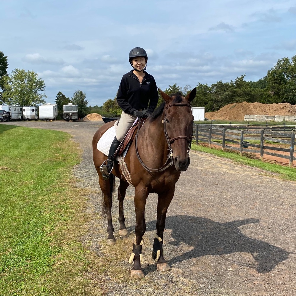 Meet your Posher, Betia